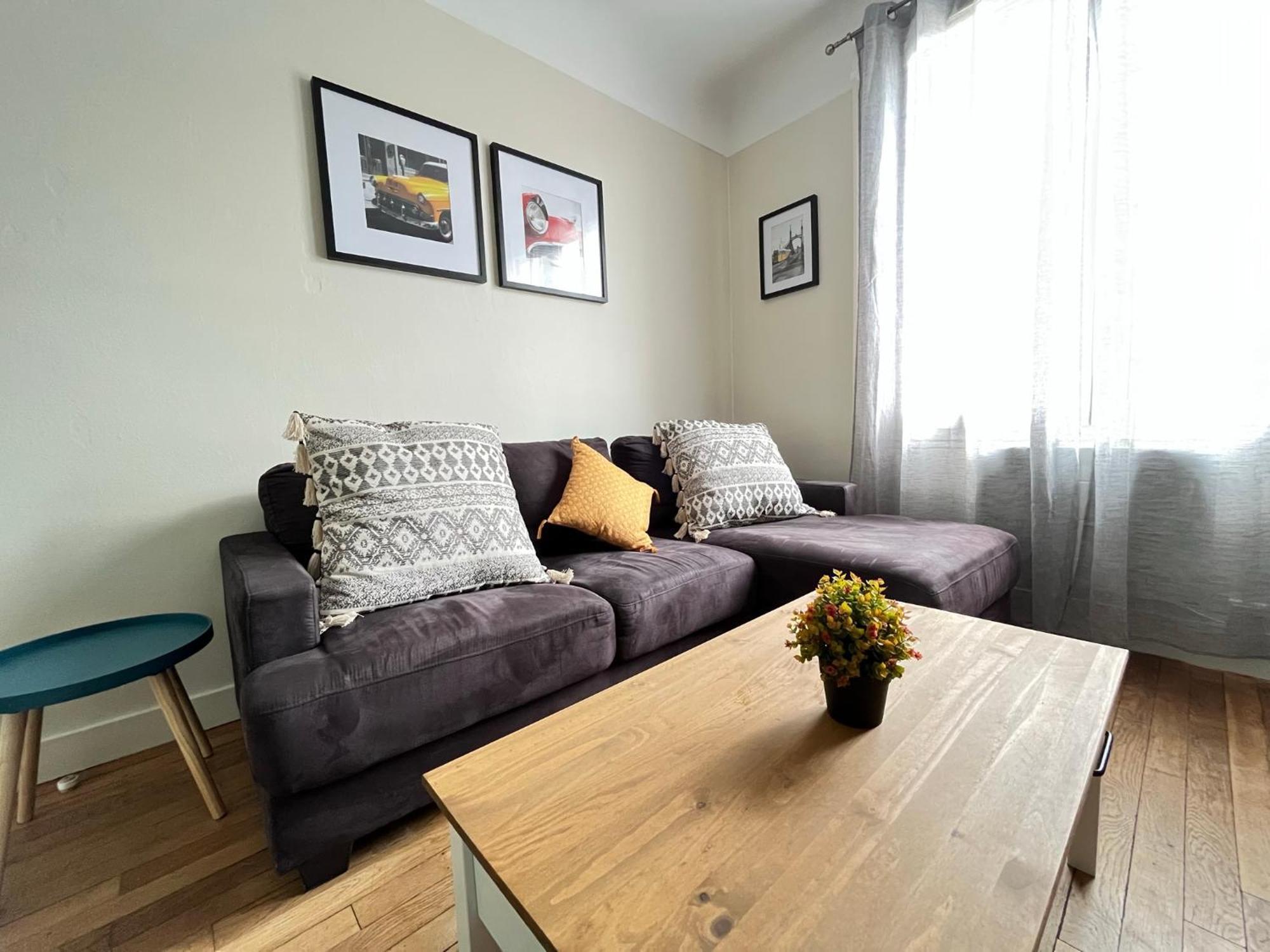 Le Vicomte Apartment Melun Exterior photo